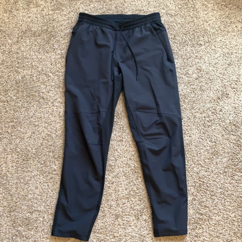 Lululemon License to Train Pants